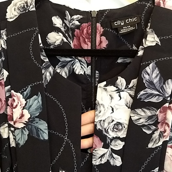 Floral City Chic belted dress. Size 14. - Picture 2 of 4